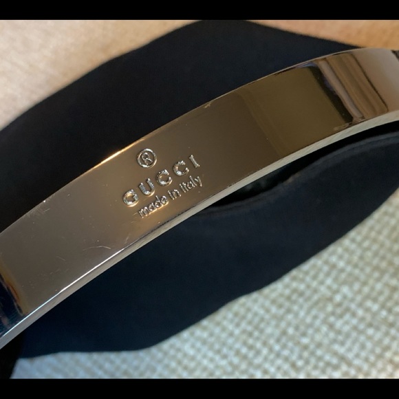 Gucci Canvas Shoulder Bag - Picture 5 of 8